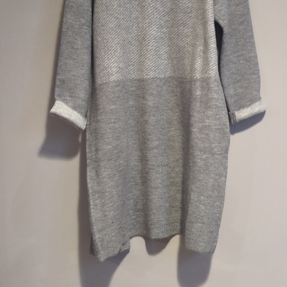 Liverpool Gray Women's Cardigan - Picture 7 of 7